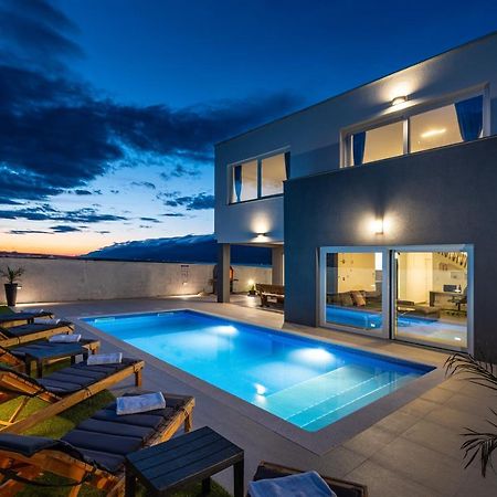 Luxury Villa Noemi Ražanac Kültér fotó