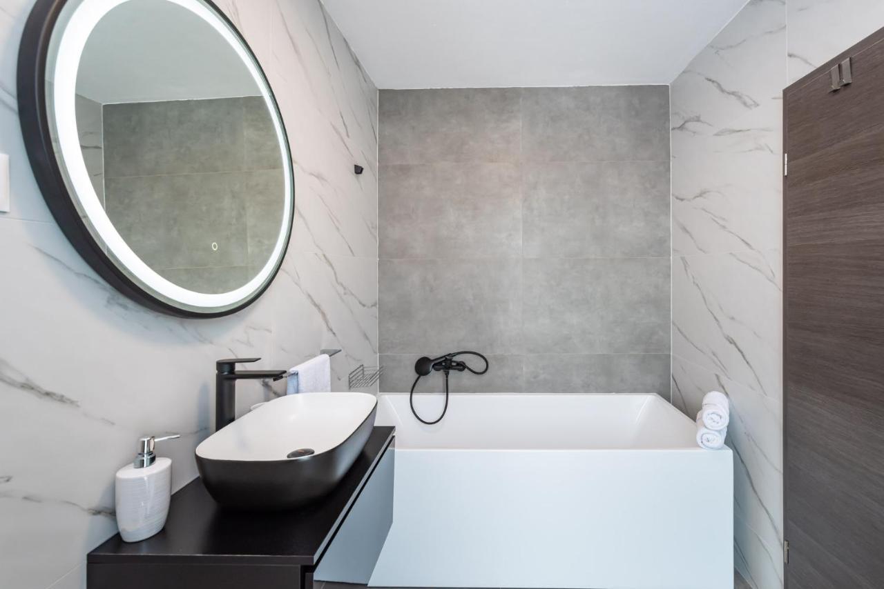 Luxury Villa Noemi Ražanac Kültér fotó