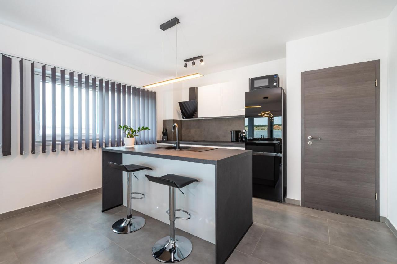 Luxury Villa Noemi Ražanac Kültér fotó
