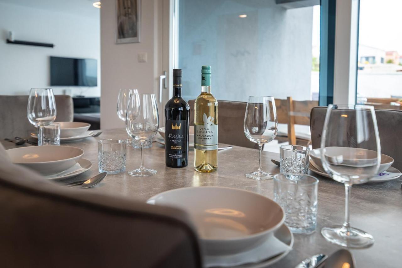 Luxury Villa Noemi Ražanac Kültér fotó