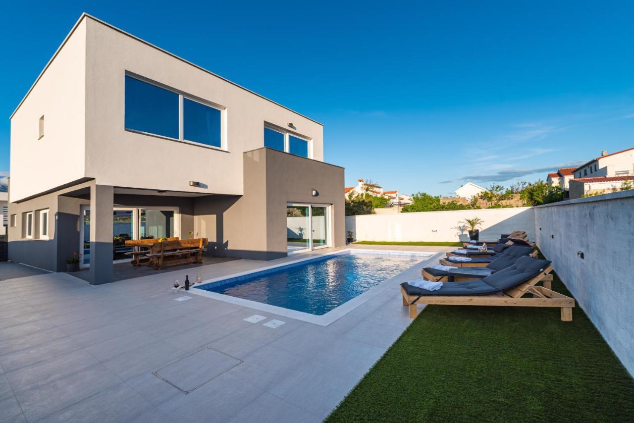 Luxury Villa Noemi Ražanac Kültér fotó